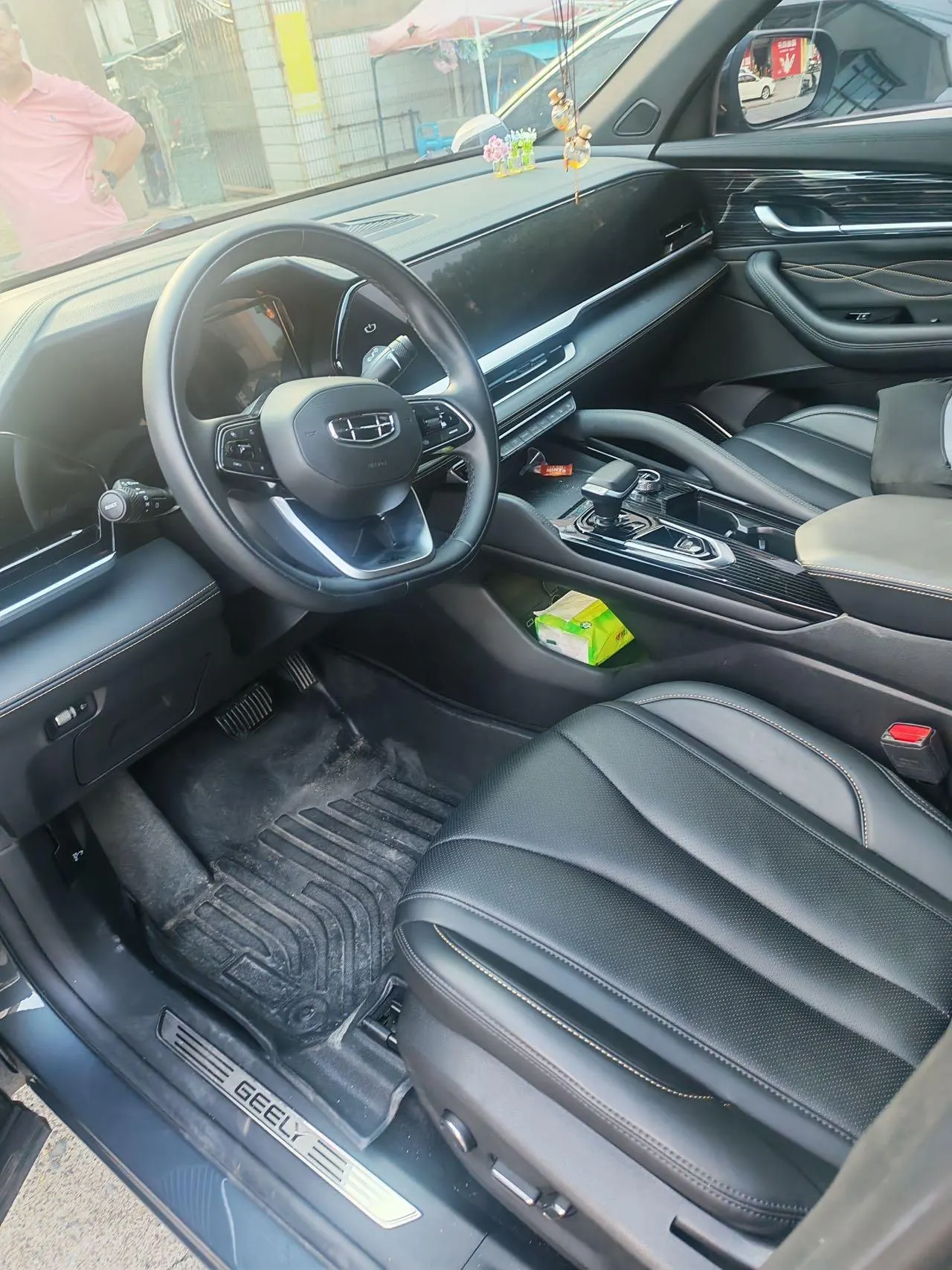 Geely 2024 XingyueL (Monjaro) 2.0TD EVO Two-Drive Long Wind Edition Automatic Gear 3