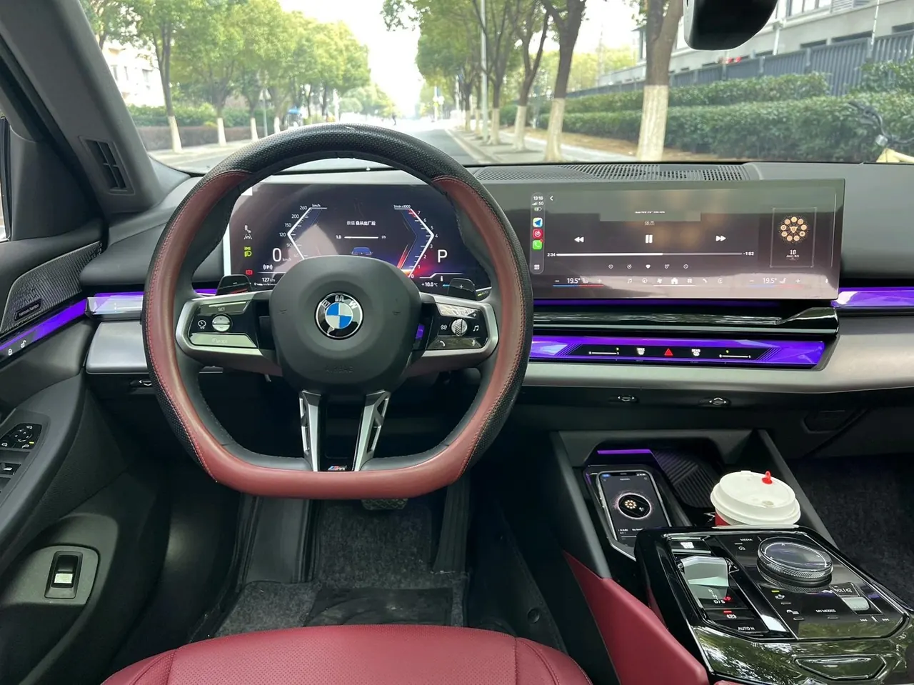 BMW 5 Series 2024 model 530Li 48V 2.0T Leading Edition M Sport Package Automatic 4