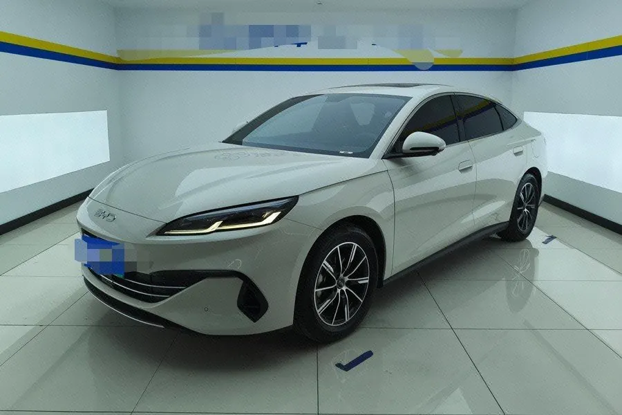Open image lightbox: BYD 2024 Seal 06 DM-i 1.5 Stepless 120KM Honorable Automatic Gear
