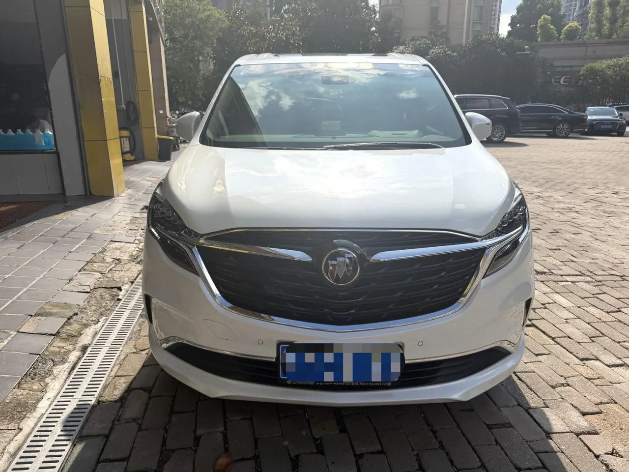Buick 2022 GL8 ES Lu Zun 48V 2.0T 653T Flagship Automatic Gear 2