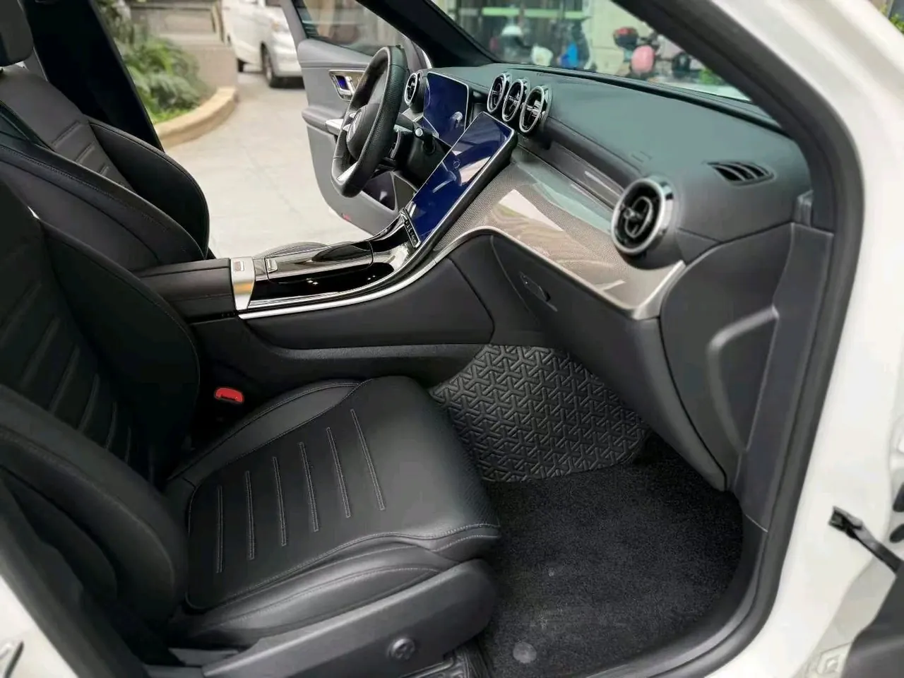 Mercedes Benz GLC (Imported) 2024 GLC 260 Coupe 4MATIC 2.0T Automatic 4