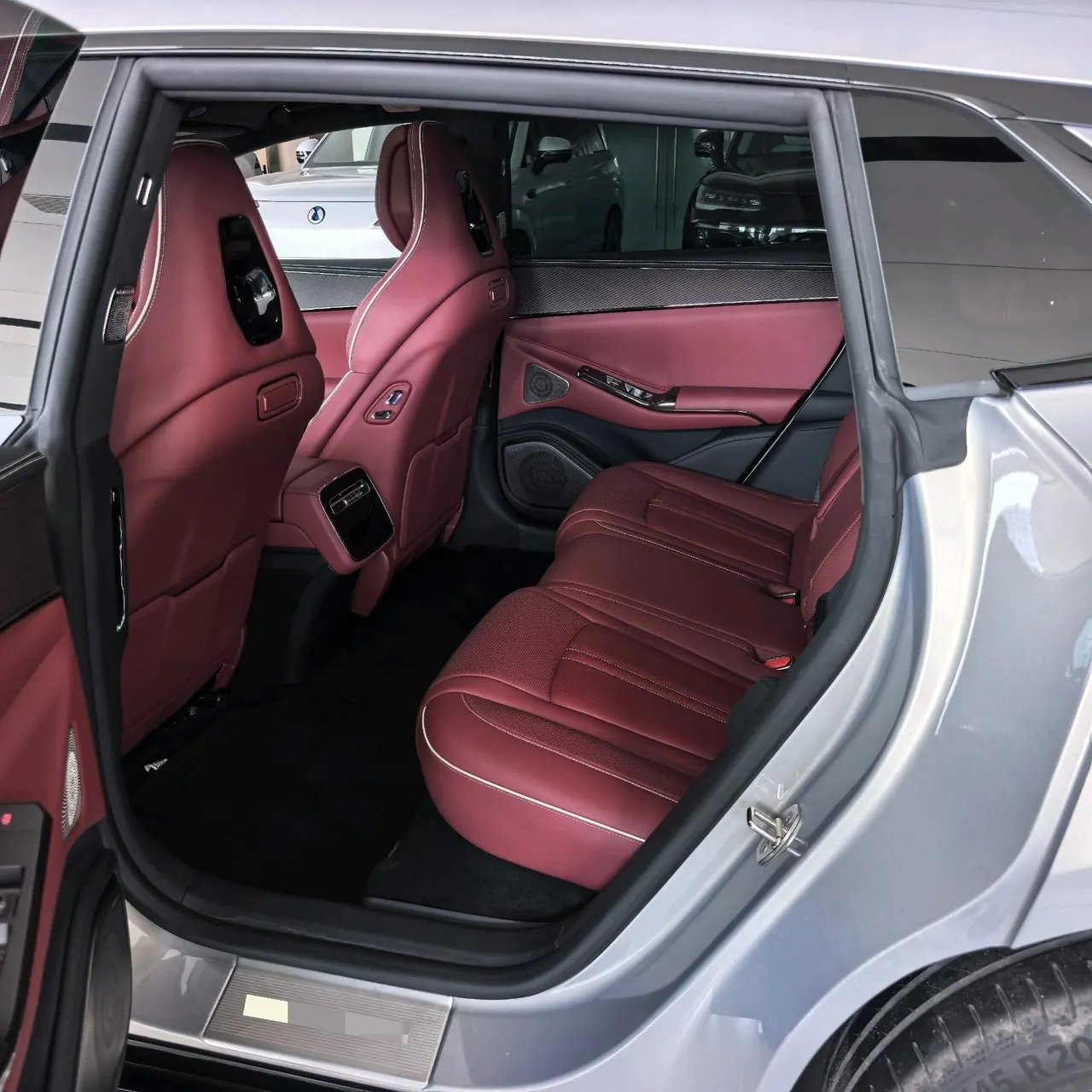 Denza 2026 Denza Z9GT Flash Charge Honorable Automatic Transmission 9