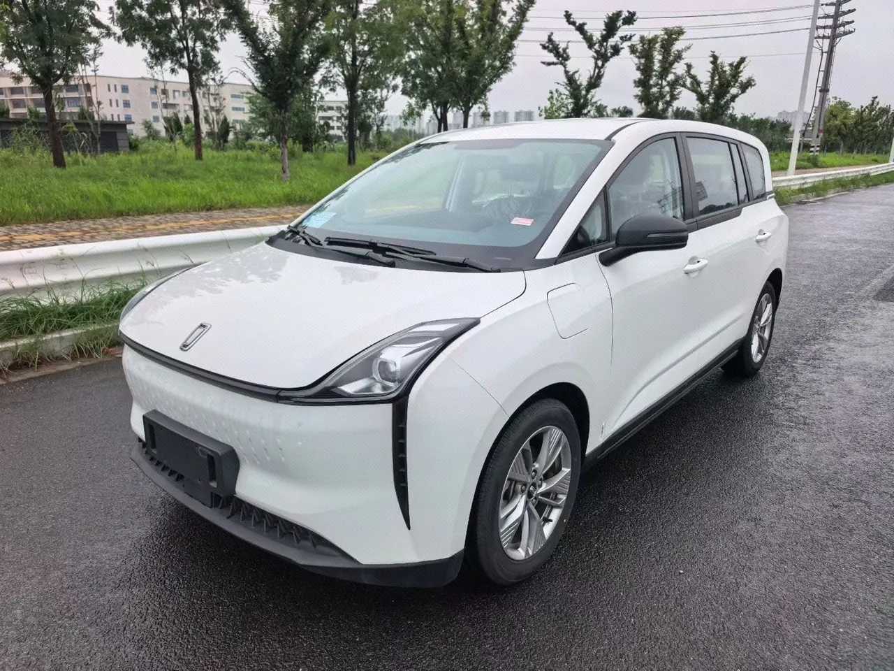 Bestune 2023 NAT PRO Comfortable Travel and Longer Change Edition 401km Automatic Gear - View 1