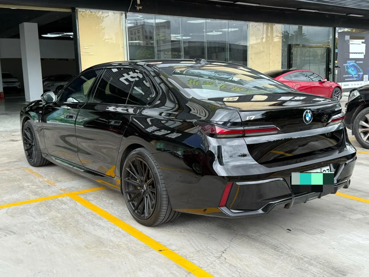 BMW i7 (Imported) 2023 i7 eDrive50L Enjoy M Sports Suit Automatic Gear 5