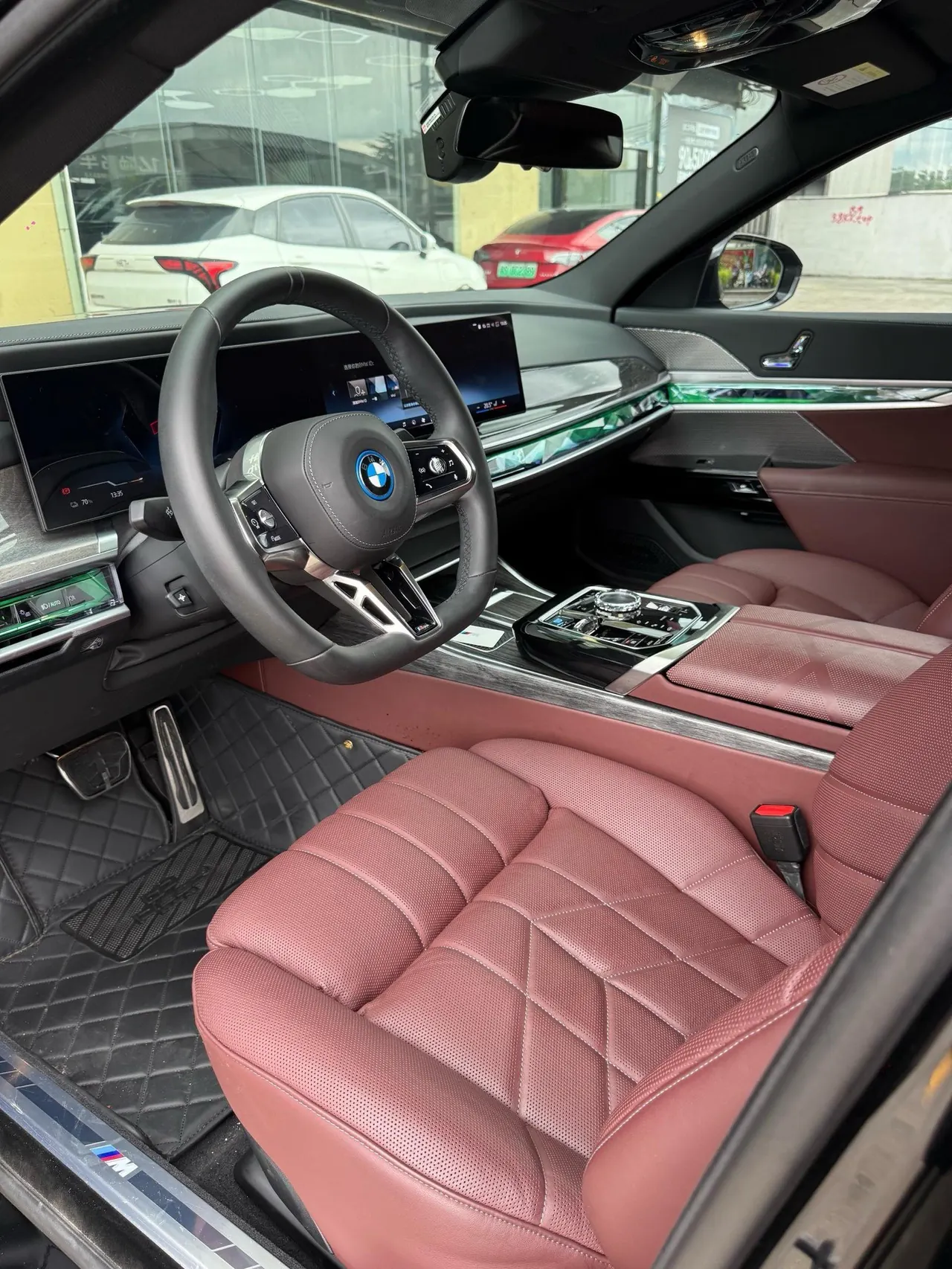 BMW i7 (Imported) 2023 i7 eDrive50L Enjoy M Sports Suit Automatic Gear 7