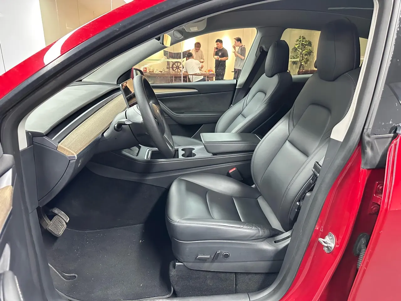 Tesla 2021 Model Y Standard Endurance Rear Drive Automatic Gear 15