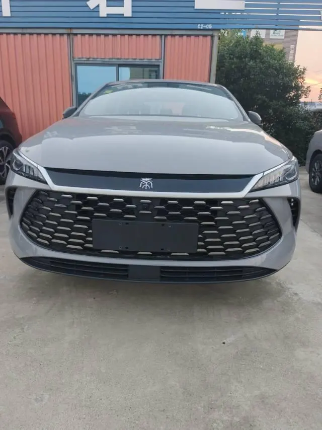 BYD 2026 Qin PLUS DM-i 1.5 stepless 210KM Exceed automatic gear 2