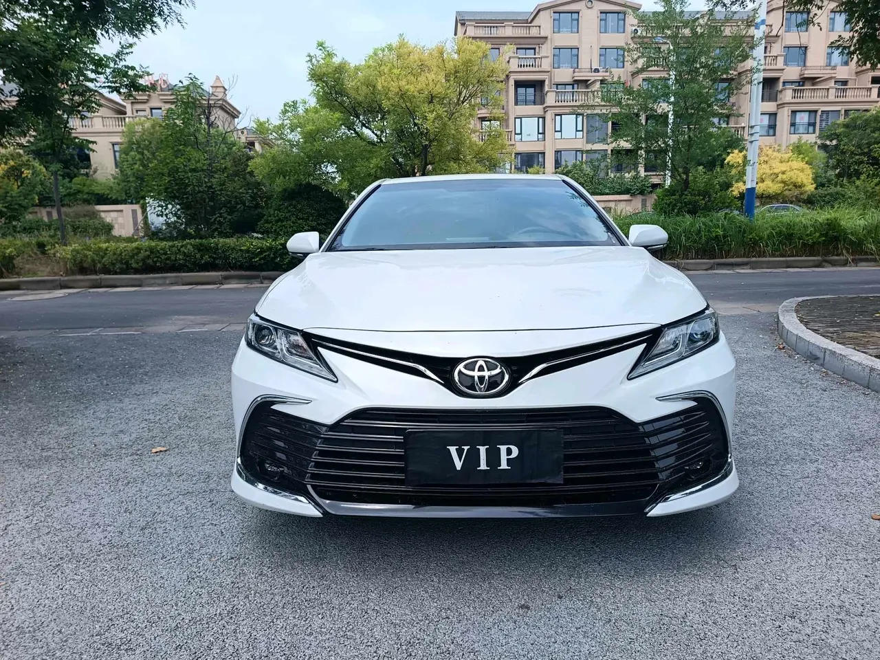 Toyota 2021 Camry 2.0G Stepless Deluxe Edition Automatic Gear 2