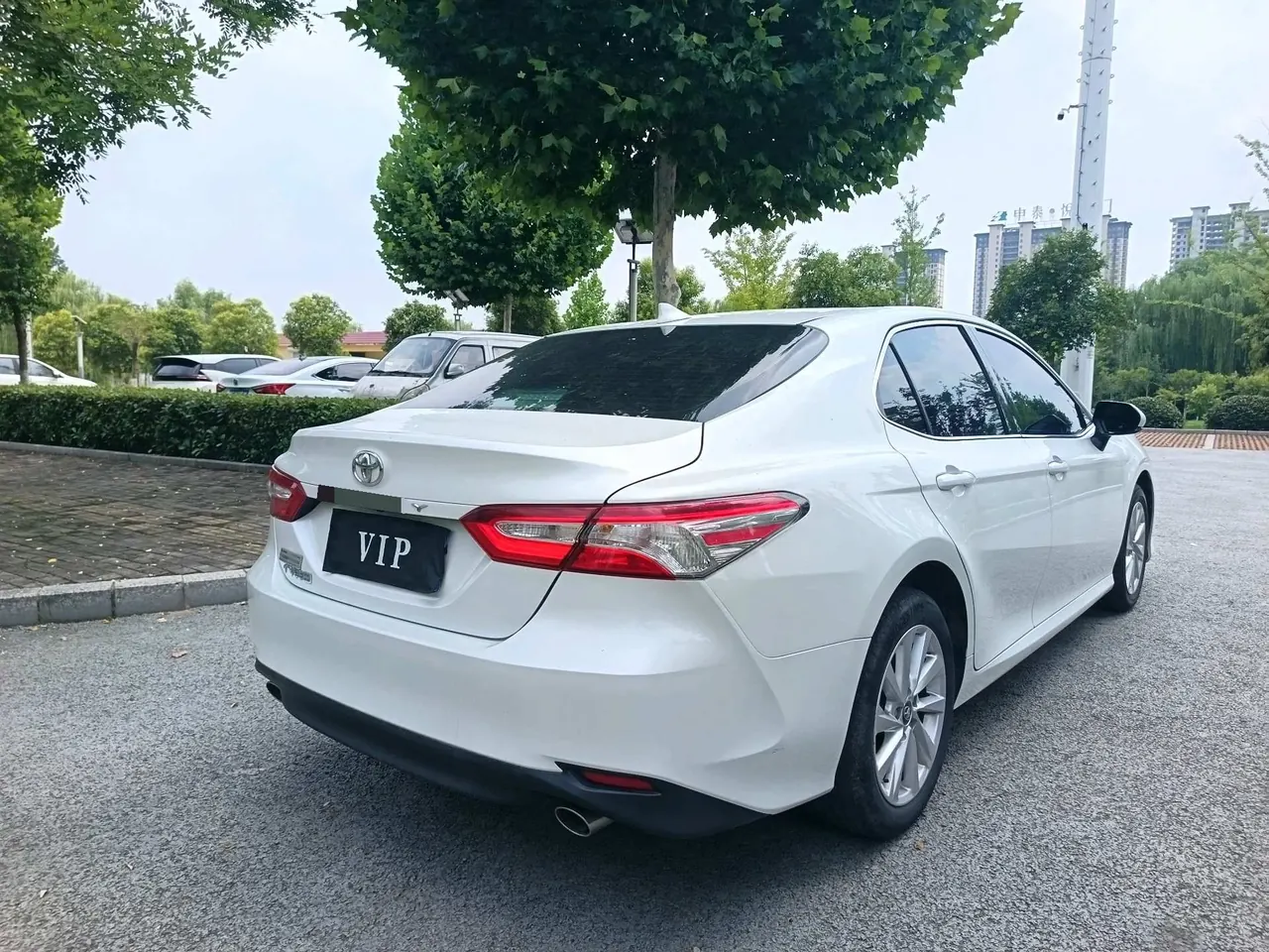 Toyota 2021 Camry 2.0G Stepless Deluxe Edition Automatic Gear 9
