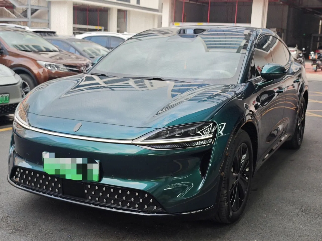 打开图片灯箱:Intellectual 2026 R7 Pure Electric Max (896 Line Laser Radar) Automatic Gear
