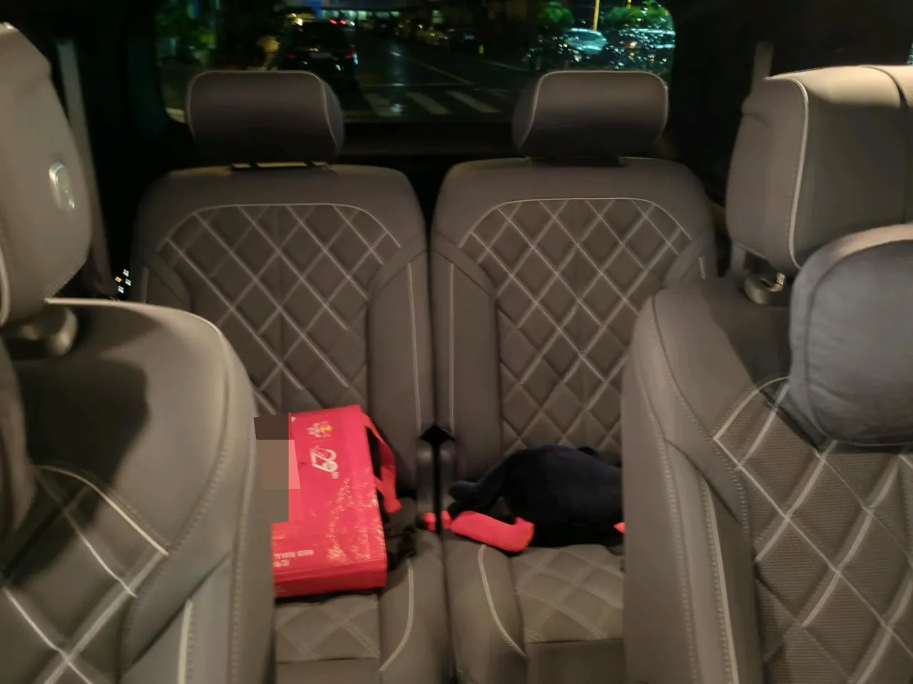 NIO 2026 ES8 6-seat executive deluxe automatic gear 8