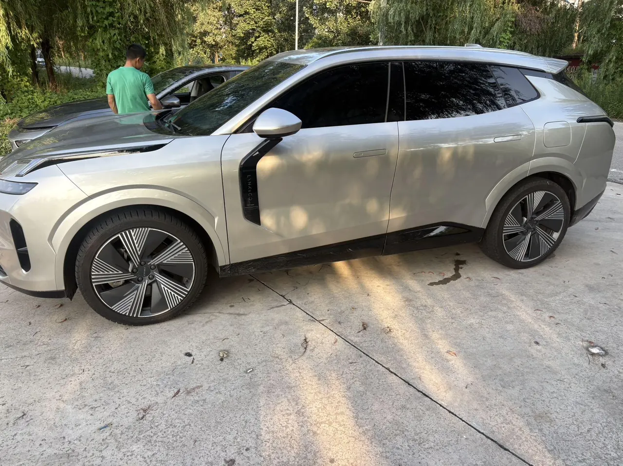 LYNK&amp;CO 2025 LYNK&amp;CO 08 EM-P 1.5T 245km long endurance Halo automatic gear 2