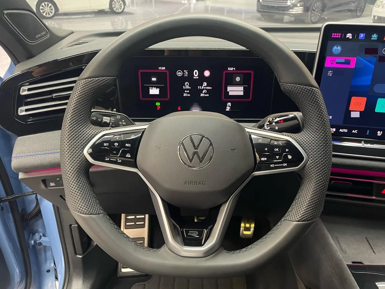 Volkswagen 2024 Tiguan L PRO 2.0TSI 380TSI Four-wheel Drive R-Line Smart Edition Automatic Gear 4