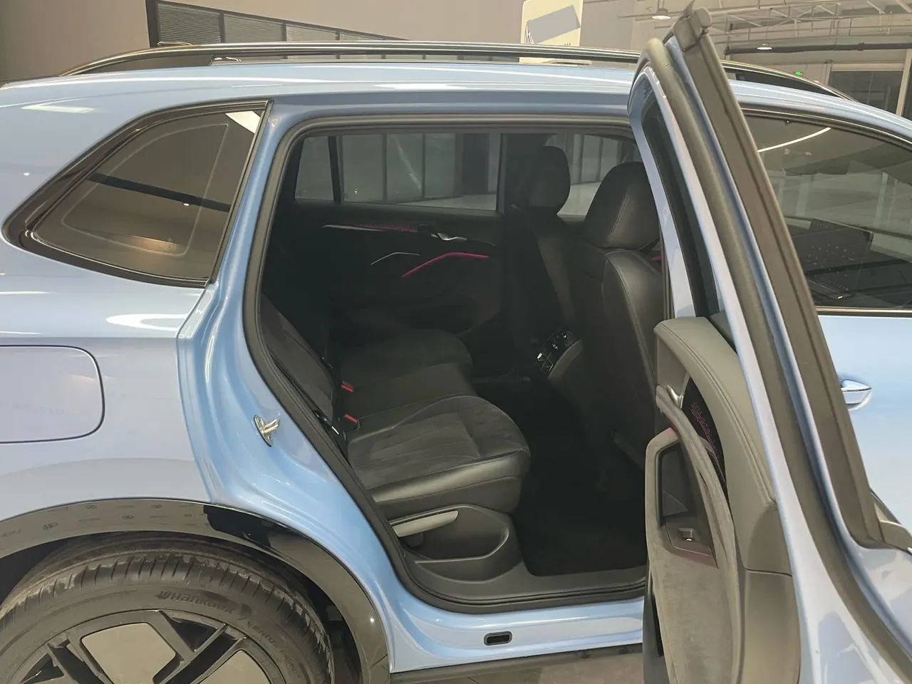 Volkswagen 2024 Tiguan L PRO 2.0TSI 380TSI Four-wheel Drive R-Line Smart Edition Automatic Gear 8