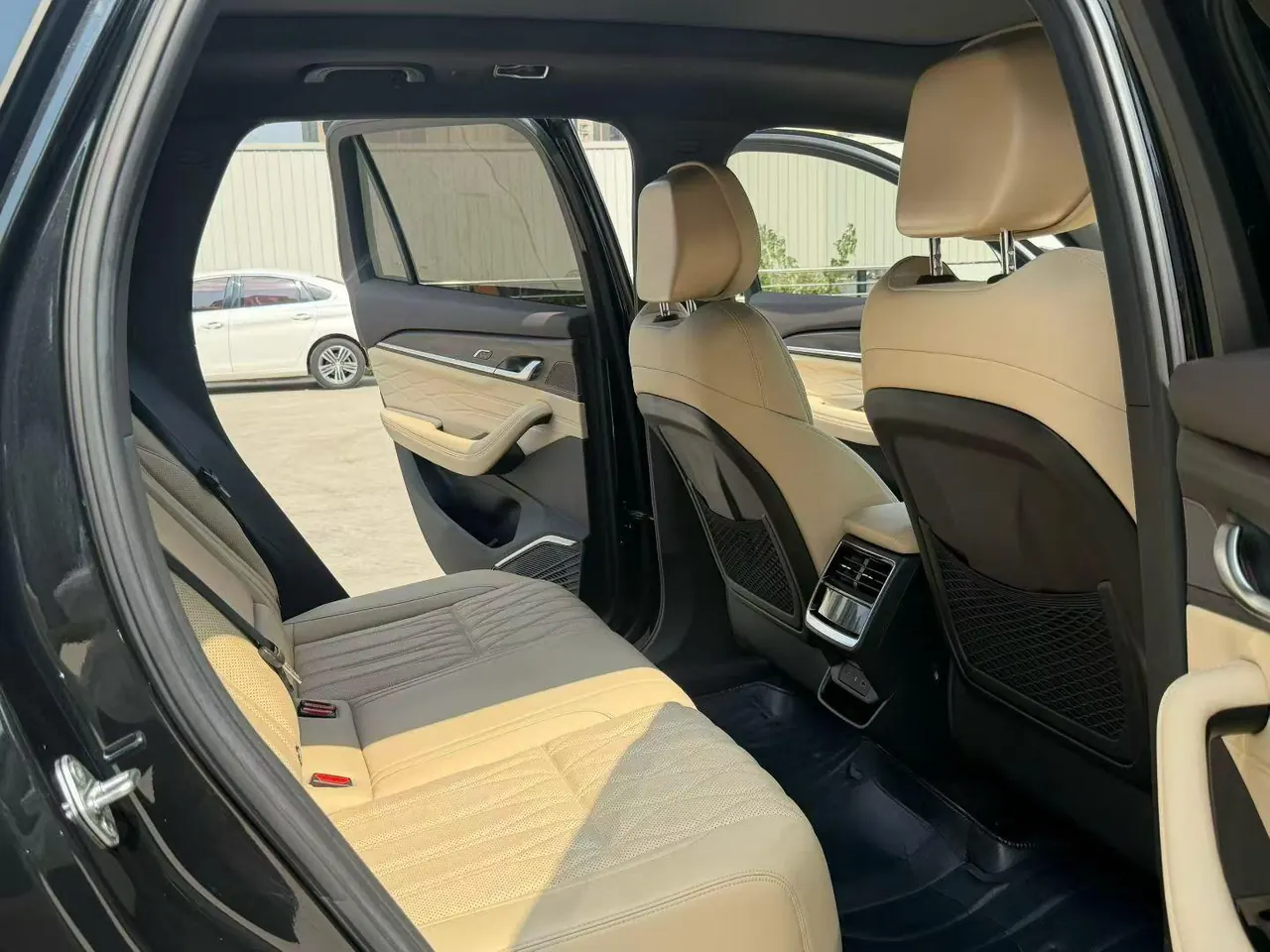 Geely 2025 XingyueL (Monjaro) 2.0TD Oriental Yao Star-Gazing Edition Automatic Transmission 7