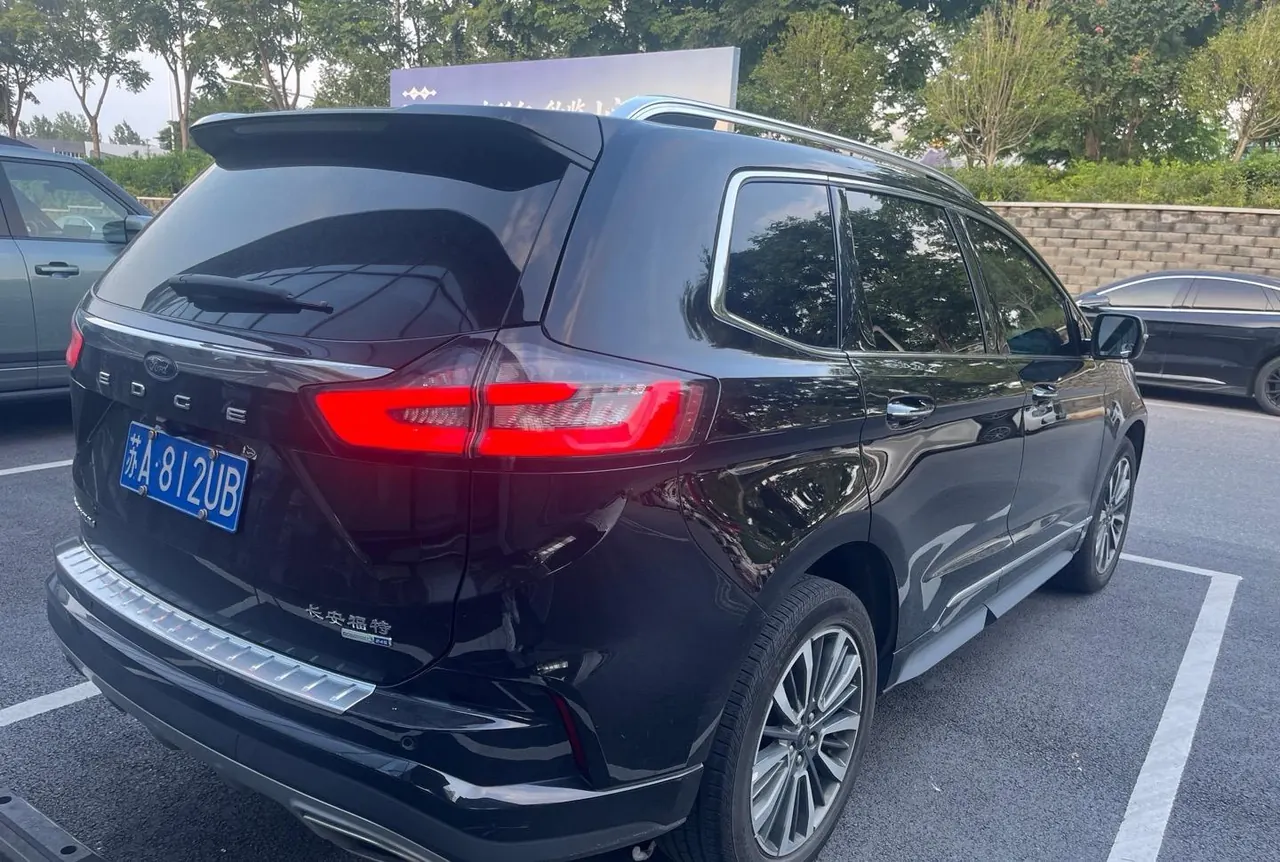 Ford 2021 Ruijie PLUS 2.0T EcoBoost 12250.00g Drive Hao Rui 7-seat Automatic Gear 2