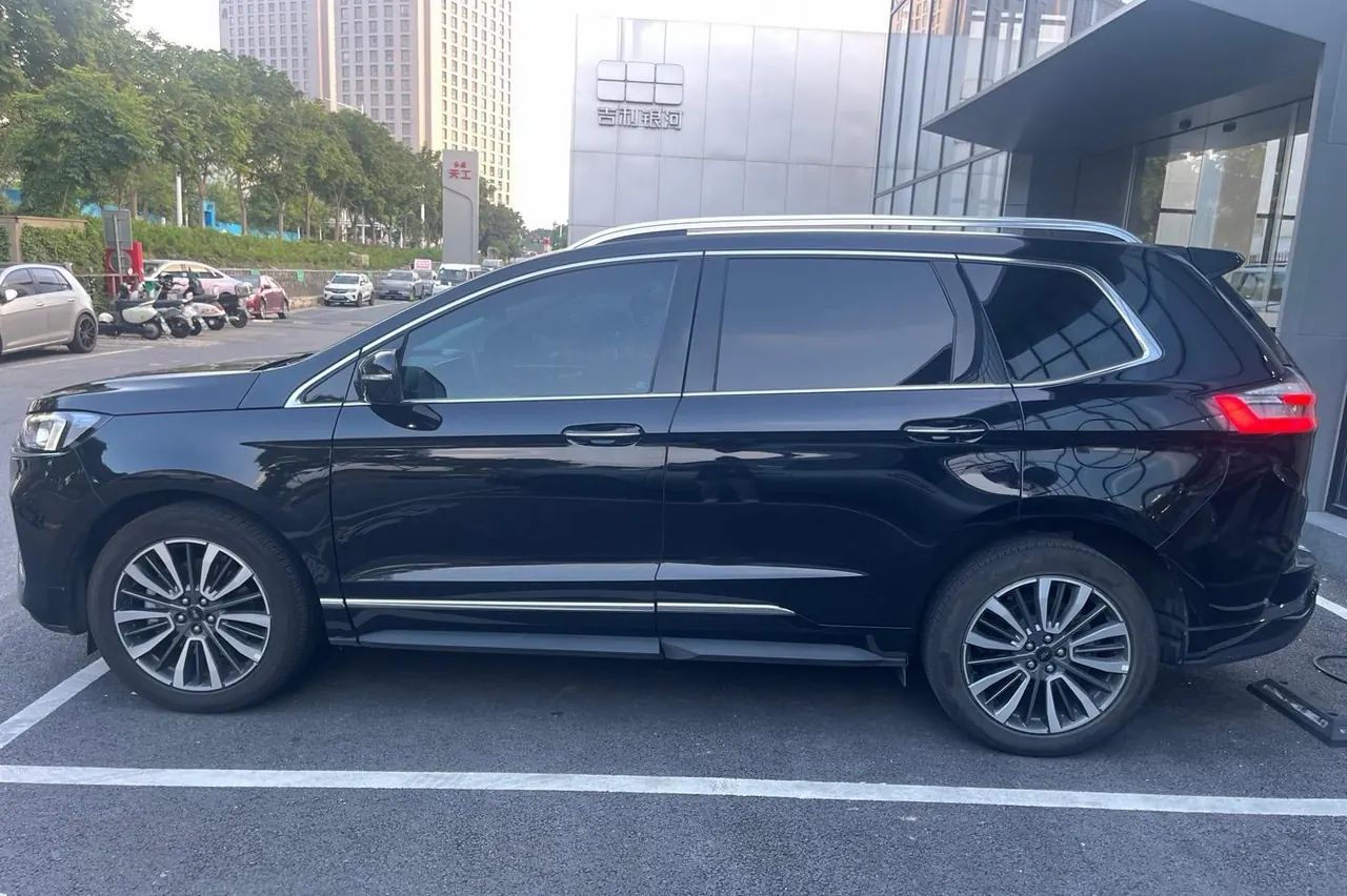 Ford 2021 Ruijie PLUS 2.0T EcoBoost 12250.00g Drive Hao Rui 7-seat Automatic Gear 3