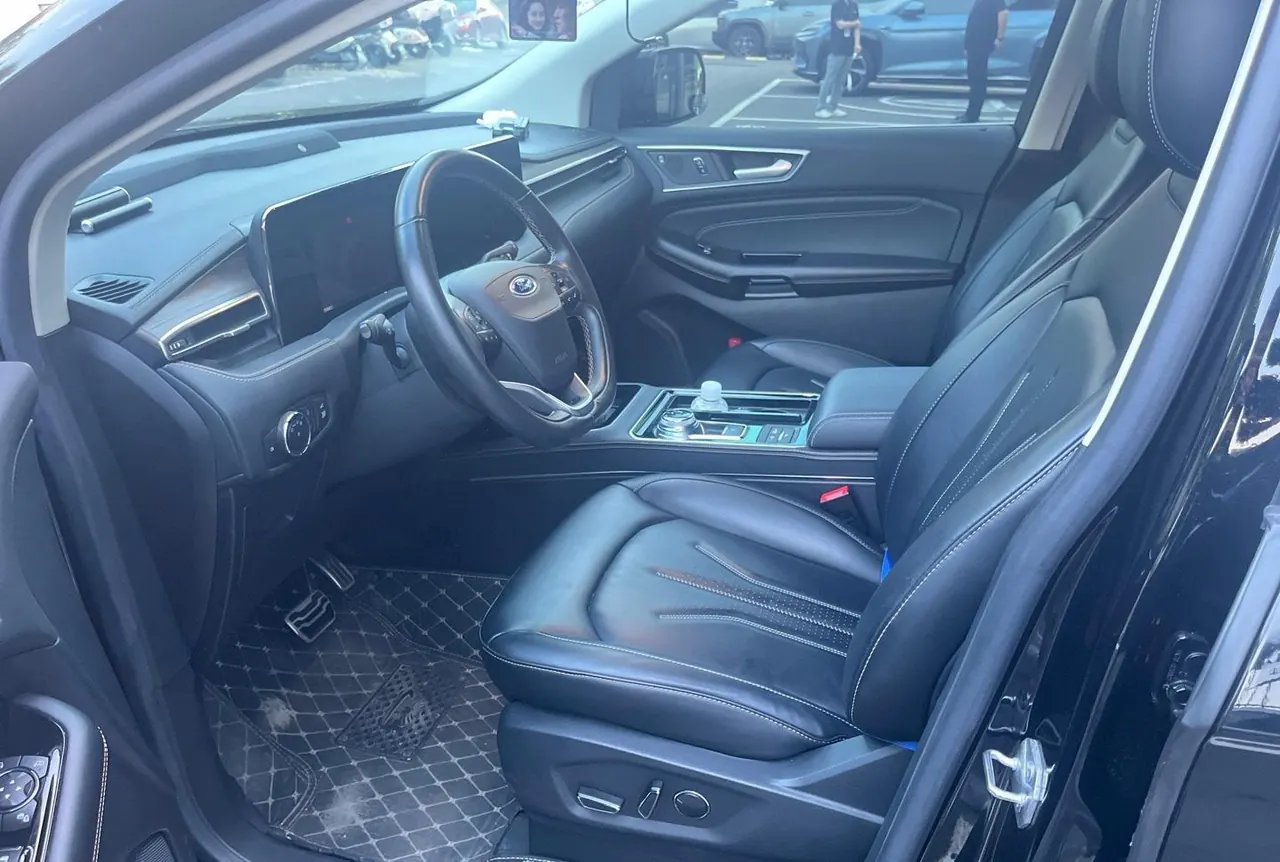 Ford 2021 Ruijie PLUS 2.0T EcoBoost 12250.00g Drive Hao Rui 7-seat Automatic Gear 6
