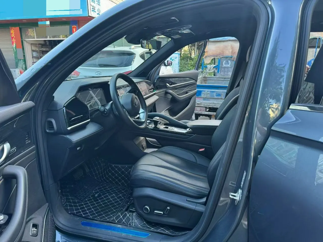 Geely 2024 XingyueL (Monjaro) 2.0TD EVO Two-Drive Long Wind Edition Automatic Gear 3