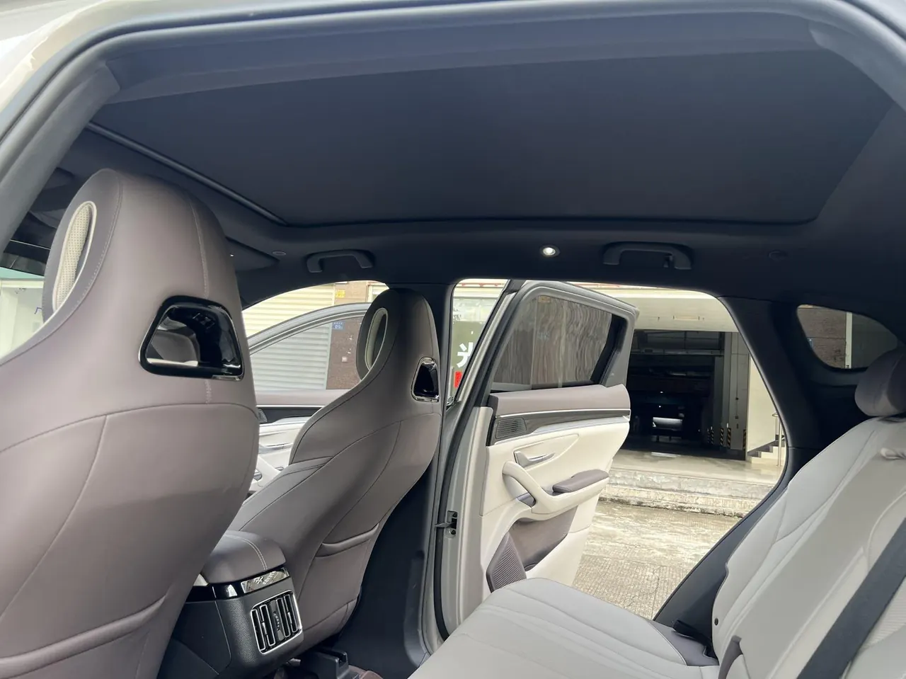 BYD Song PLUS New Energy 2025 Song PLUS DM-i 1.5 Stepless Smart Driving Edition 112KM Honorable Automatic Gear 14