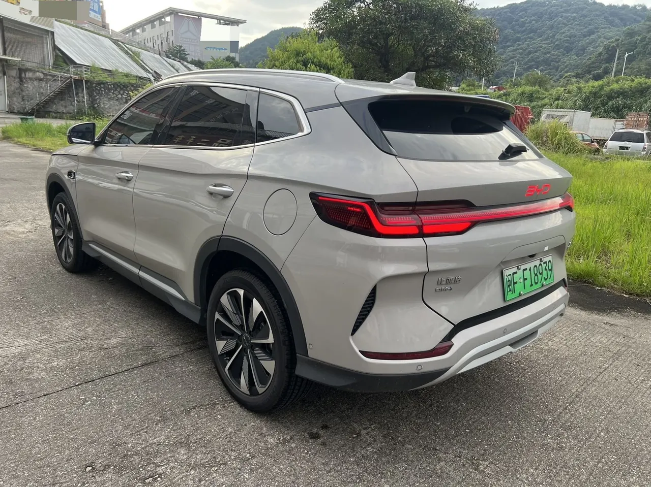 BYD Song PLUS New Energy 2025 Song PLUS DM-i 1.5 Stepless Smart Driving Edition 112KM Honorable Automatic Gear 8