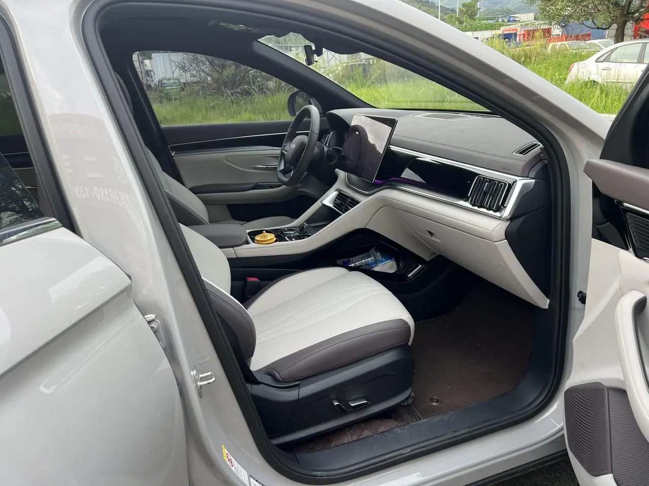 BYD Song PLUS New Energy 2025 Song PLUS DM-i 1.5 Stepless Smart Driving Edition 112KM Honorable Automatic Gear 9