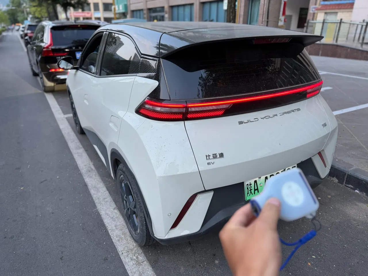 BYD 2024 Seagull Glory Edition 405km Flying Edition Automatic Gear 2