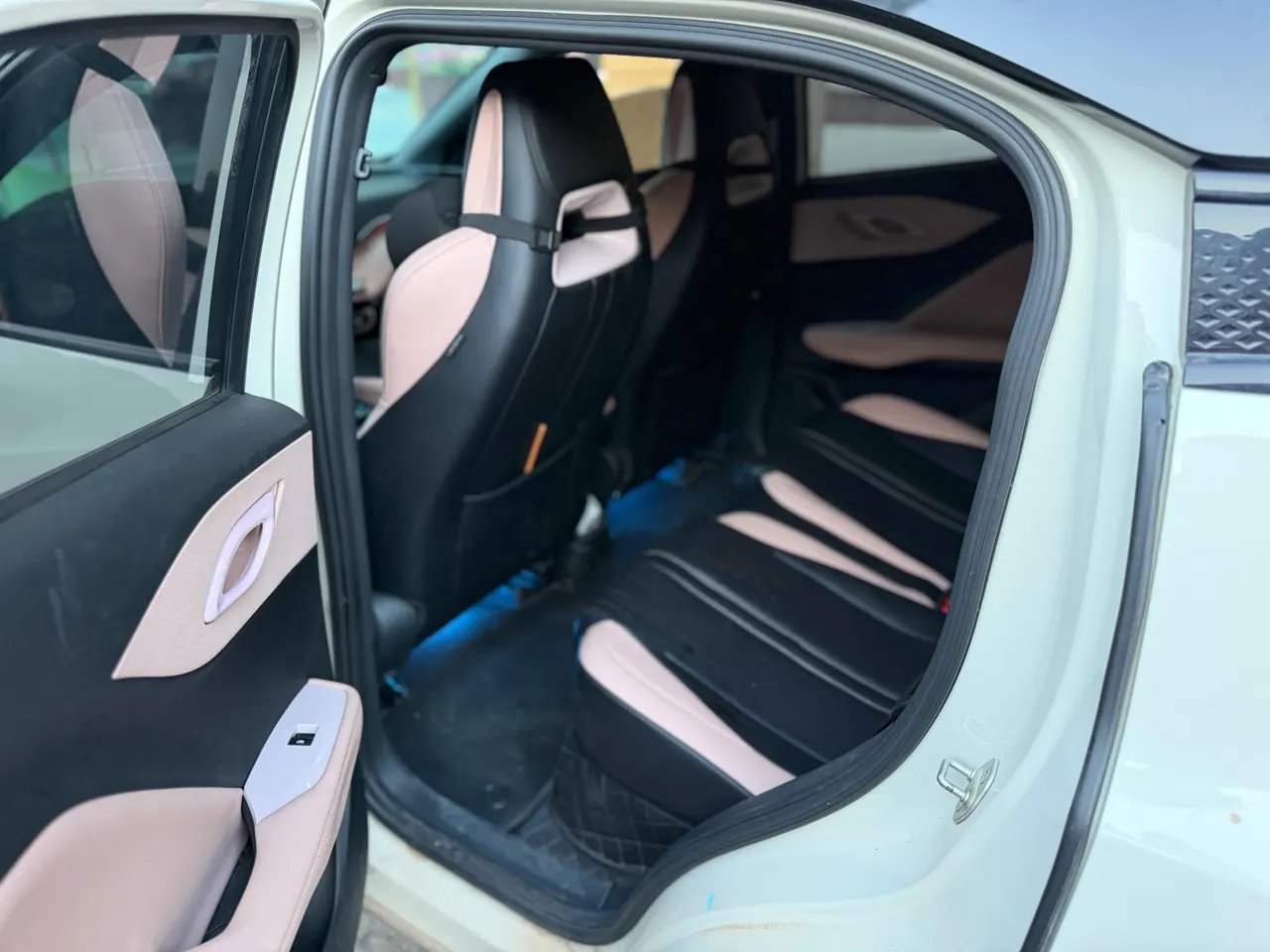 BYD 2024 Seagull Glory Edition 405km Flying Edition Automatic Gear 3