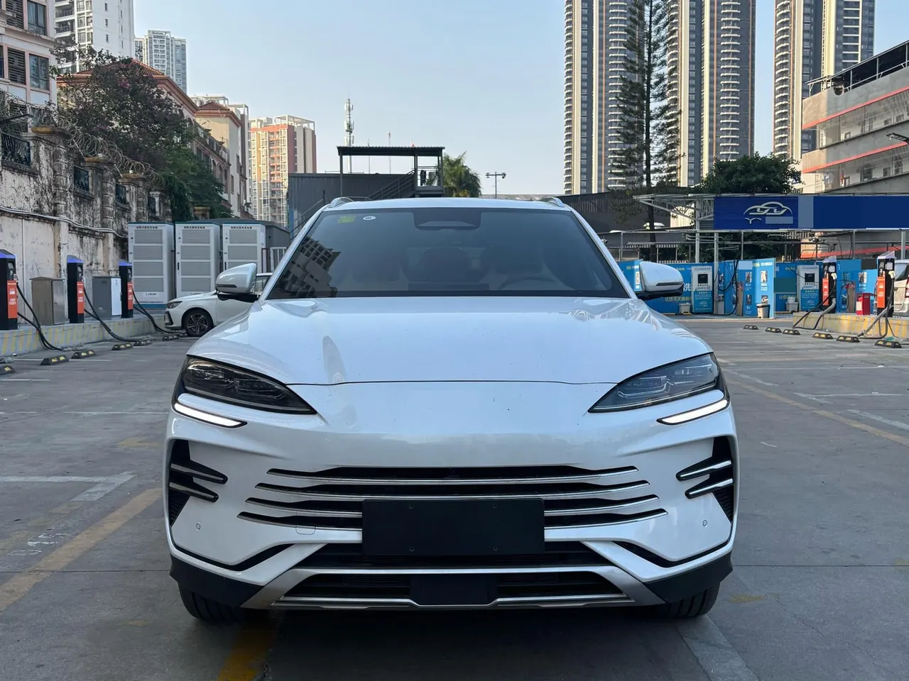 BYD Song PLUS New Energy 2025 Song PLUS DM-i 1.5 Stepless 160KM Flagship Automatic Gear 3