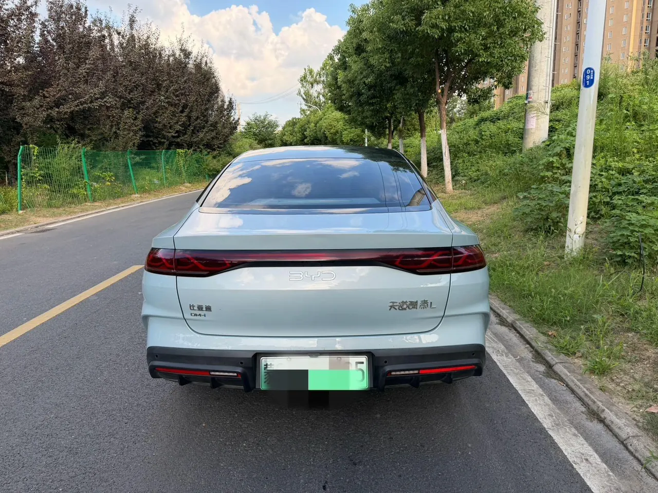 BYD 2024 Qin L DM-i 1.5 stepless 120KM leading automatic gear 8