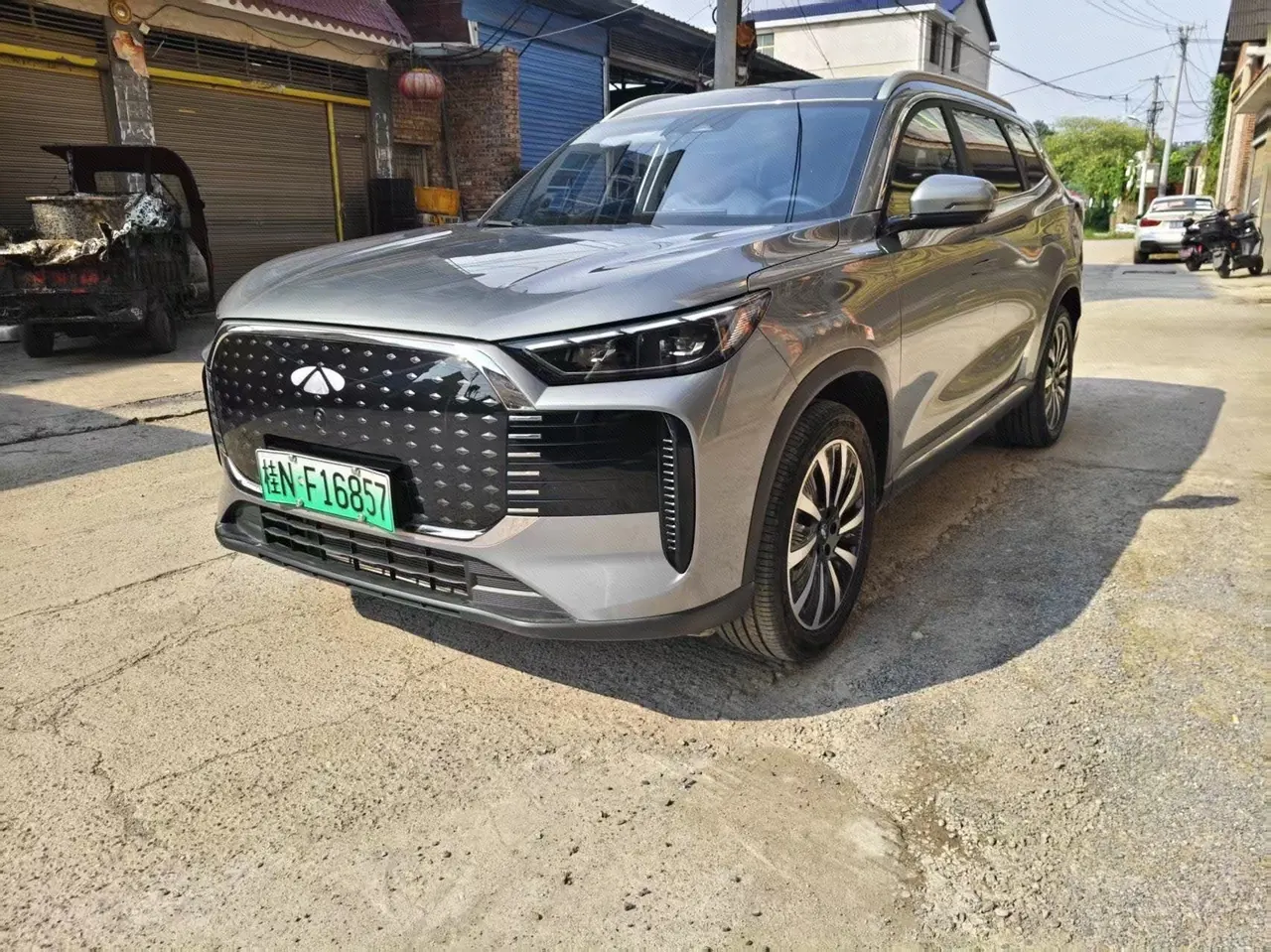 Chery 2025 Fengyun T8 1.5T 130km Deluxe Edition 5-seat Automatic Gear - View 1