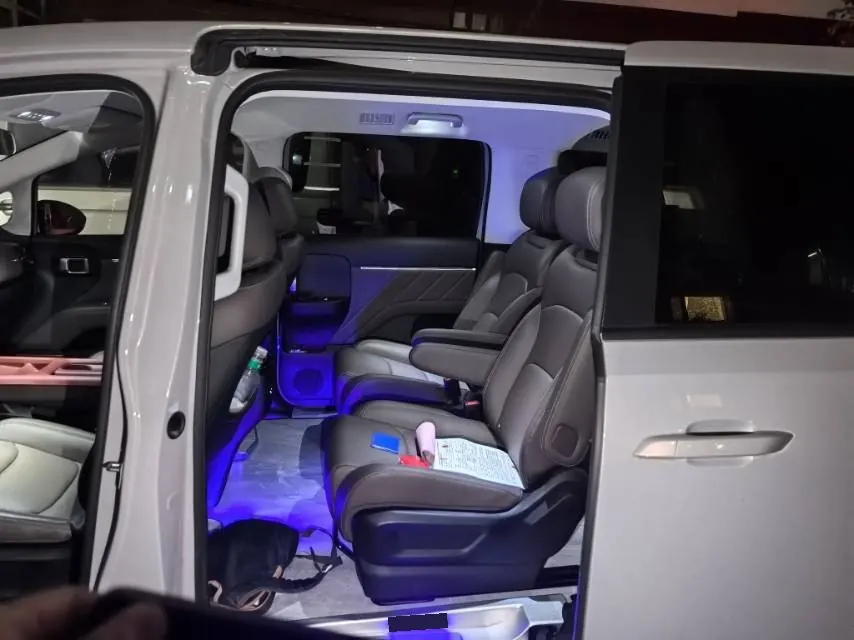 WuLing 2025 Starlight 730 1.5 Stepless 125km Luxury Automatic Transmission 5