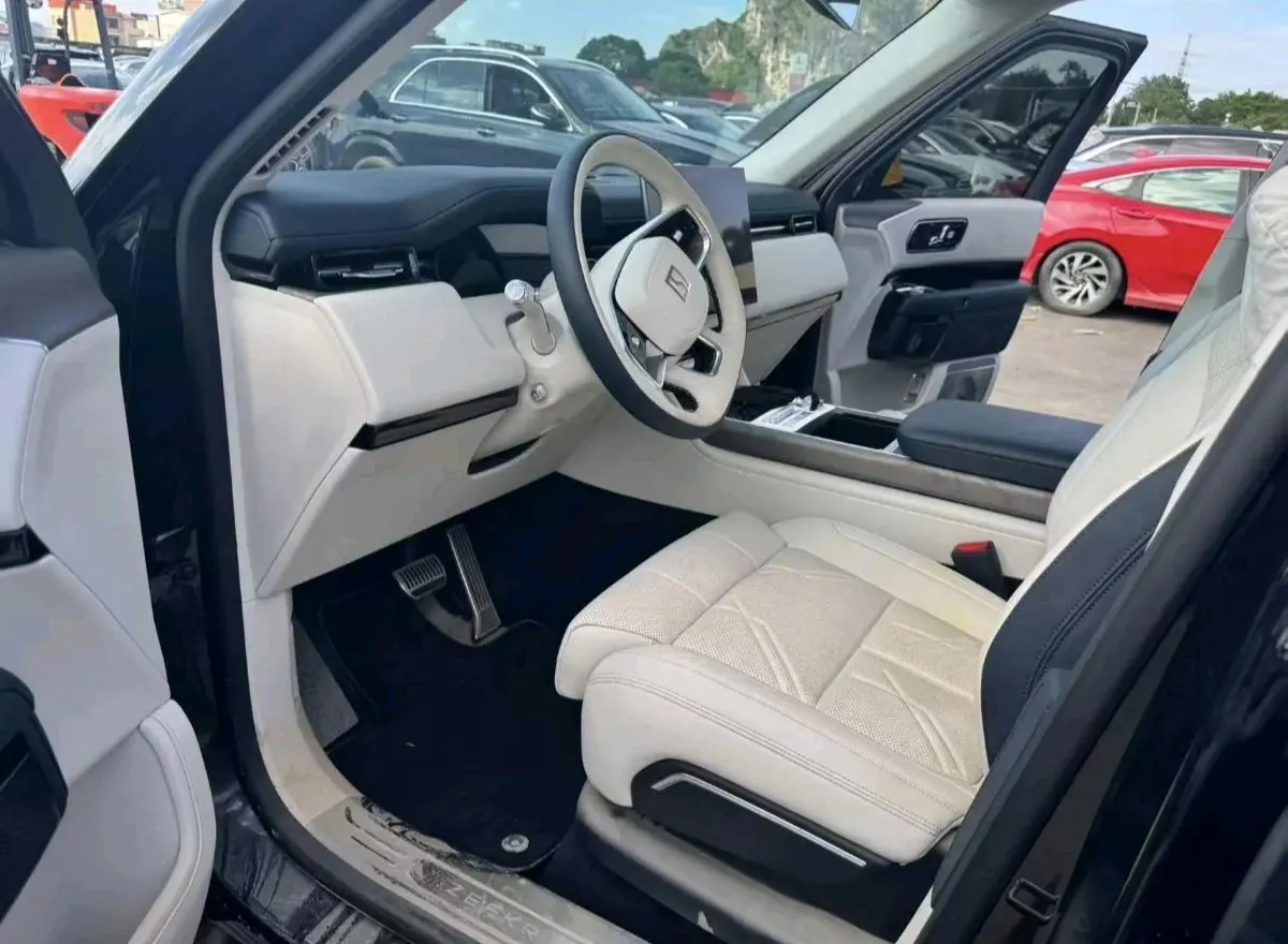 Zeekr 2025 Zeekr 9X 2.0T Ultra 55kWh automatic gear 9