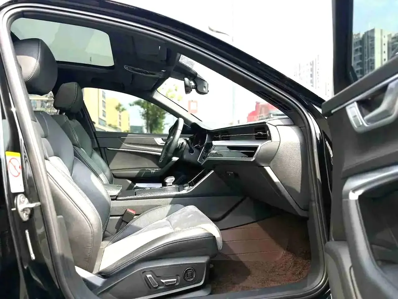 Audi 2024 A6L 2.0TFSI 45TFSI Quattro Selected Dynamic Automatic 10