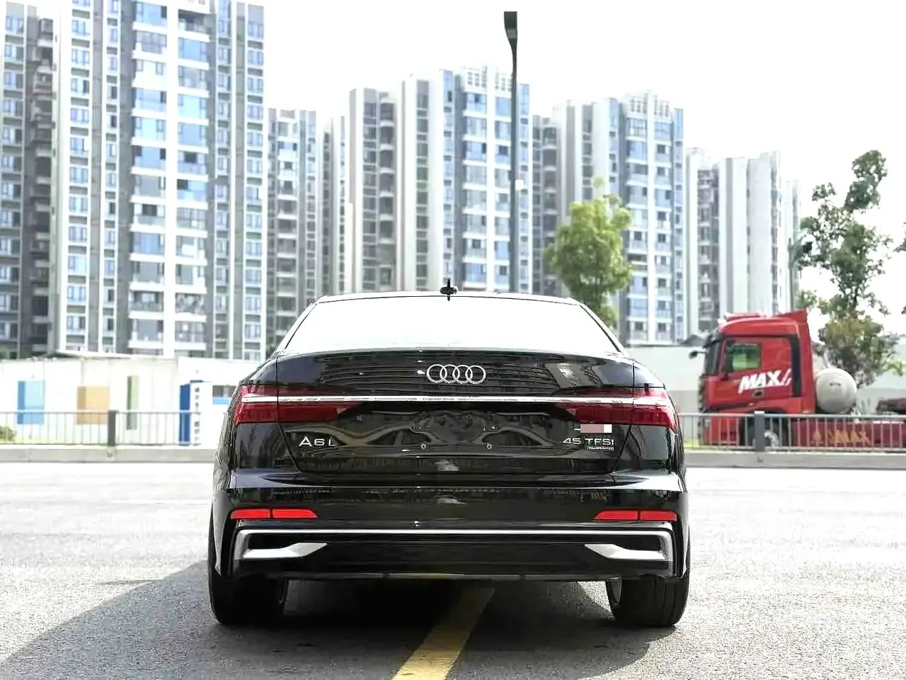 Audi 2024 A6L 2.0TFSI 45TFSI Quattro Selected Dynamic Automatic 5