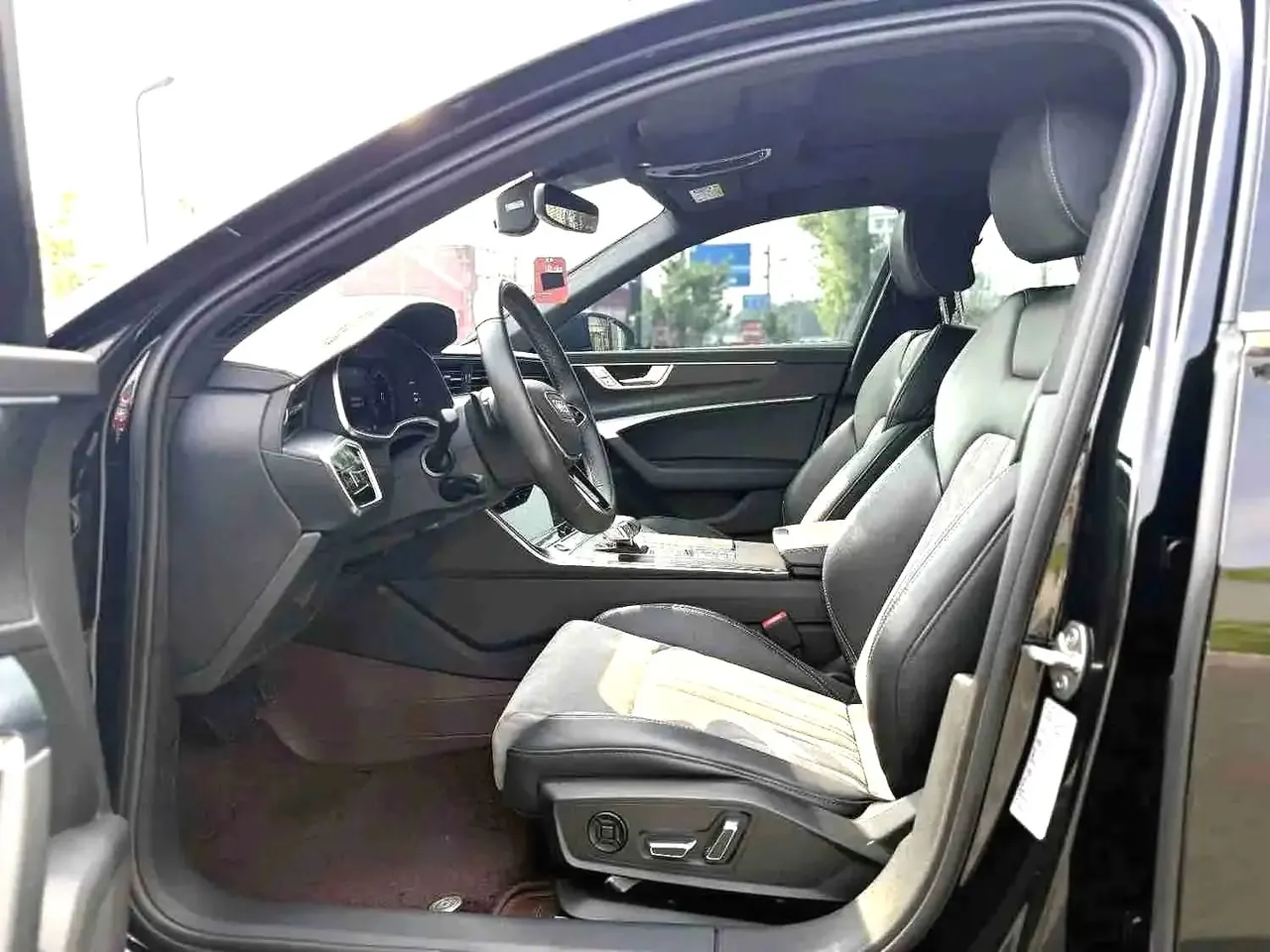 Audi 2024 A6L 2.0TFSI 45TFSI Quattro Selected Dynamic Automatic 7