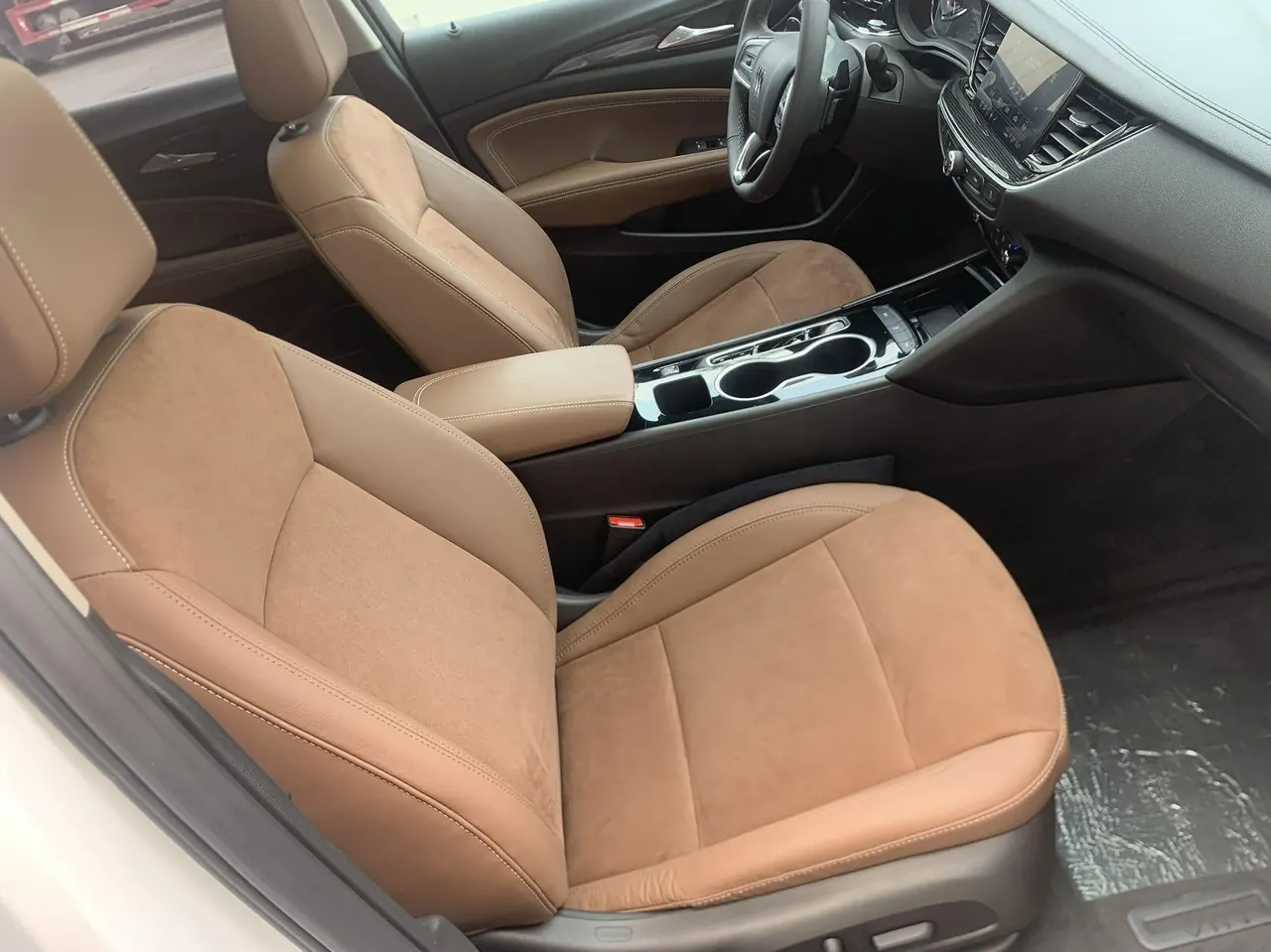 Buick 2024 Regal 2.0T 28T Vertical Edition (Modified) Automatic Gear 10