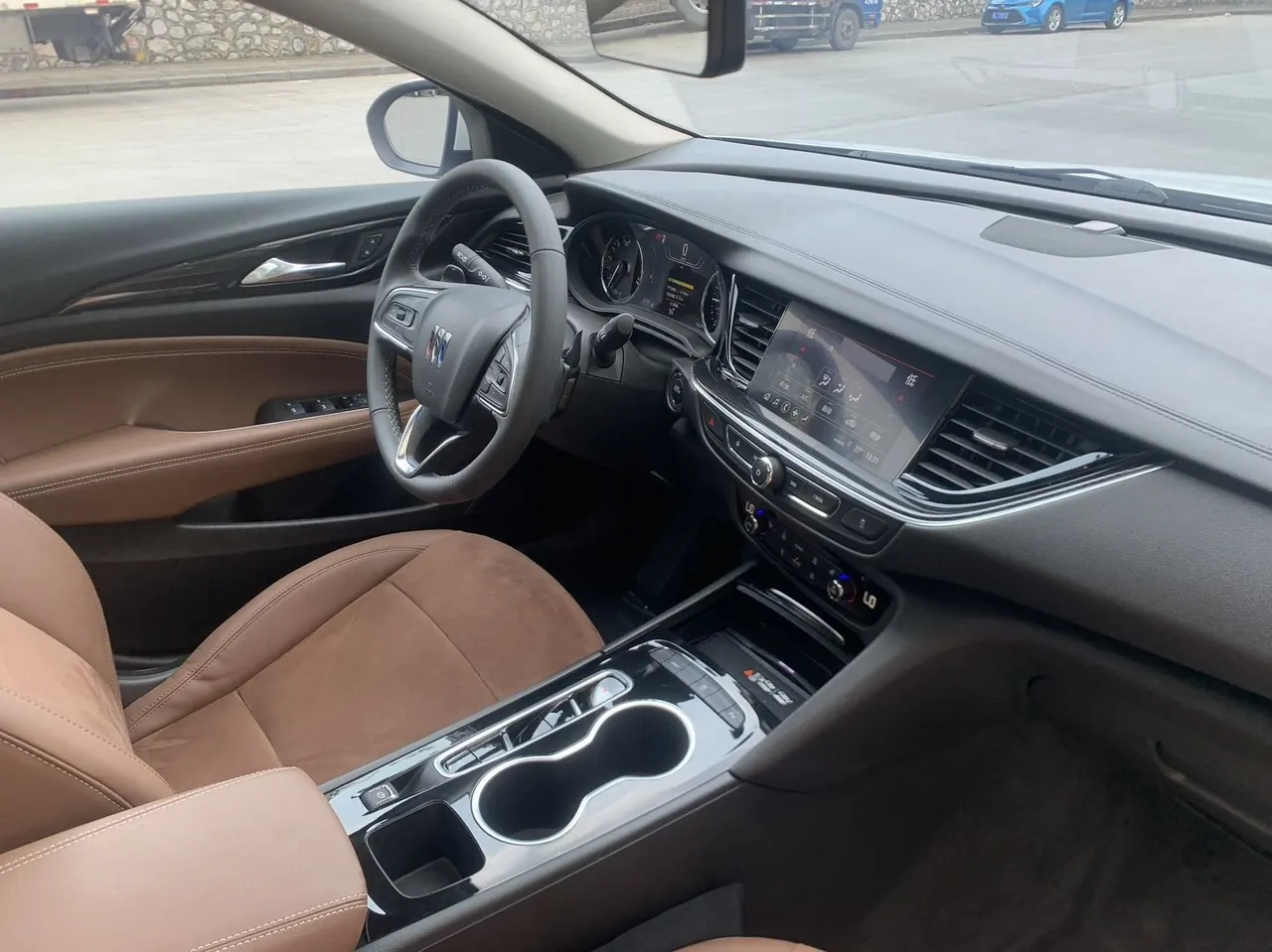 Buick 2024 Regal 2.0T 28T Vertical Edition (Modified) Automatic Gear 11