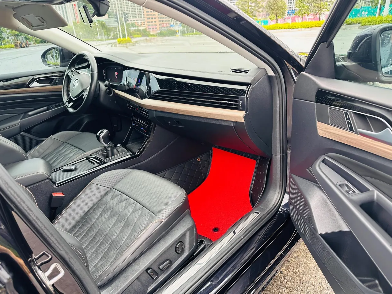 Volkswagen 2020 Passat 2.0TSI 330TSI Deluxe Edition Automatic 6