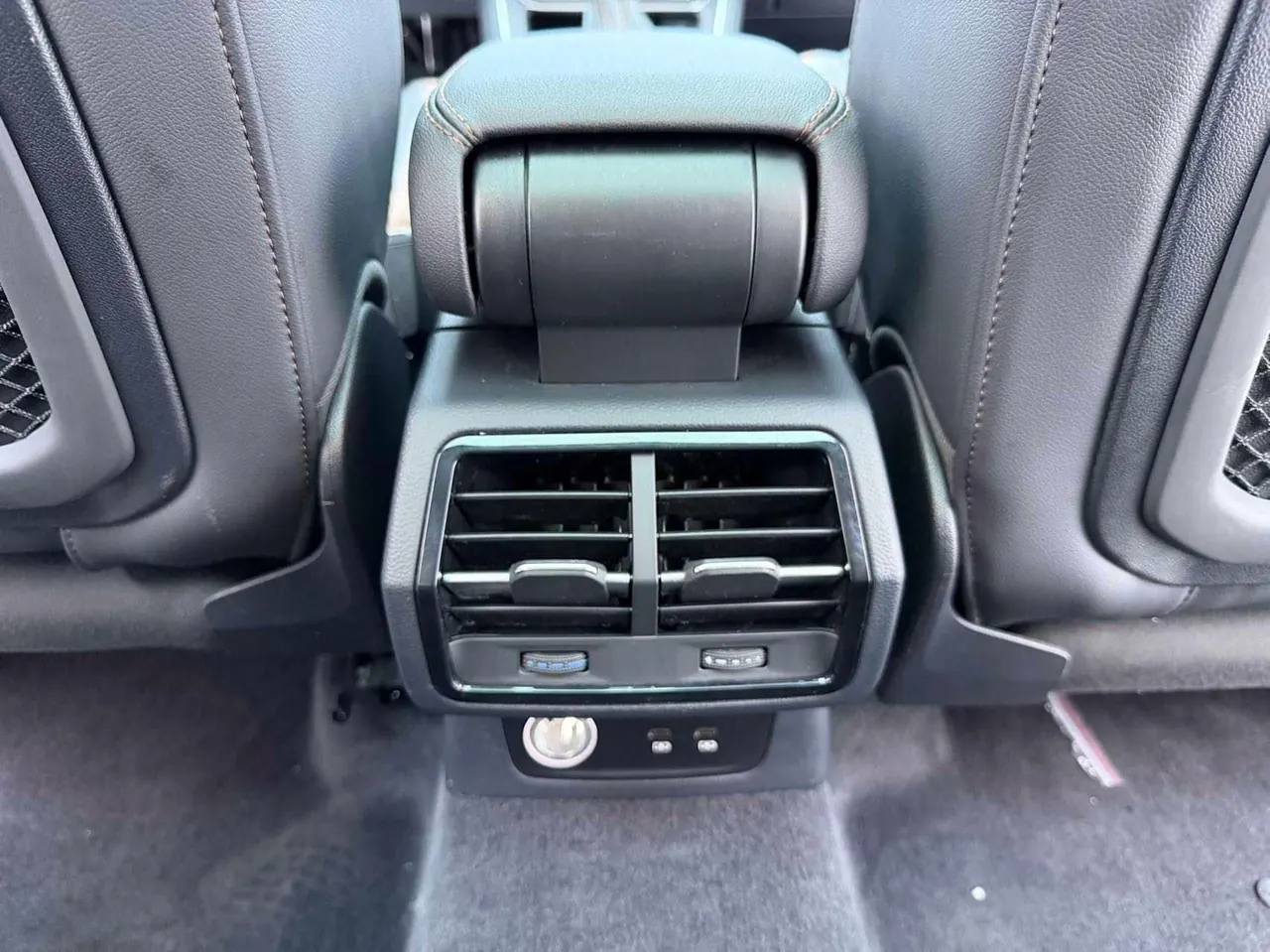 Audi 2023 Q3 1.4TFSI 35TFSI Fashion Elegant Automatic Gear 10