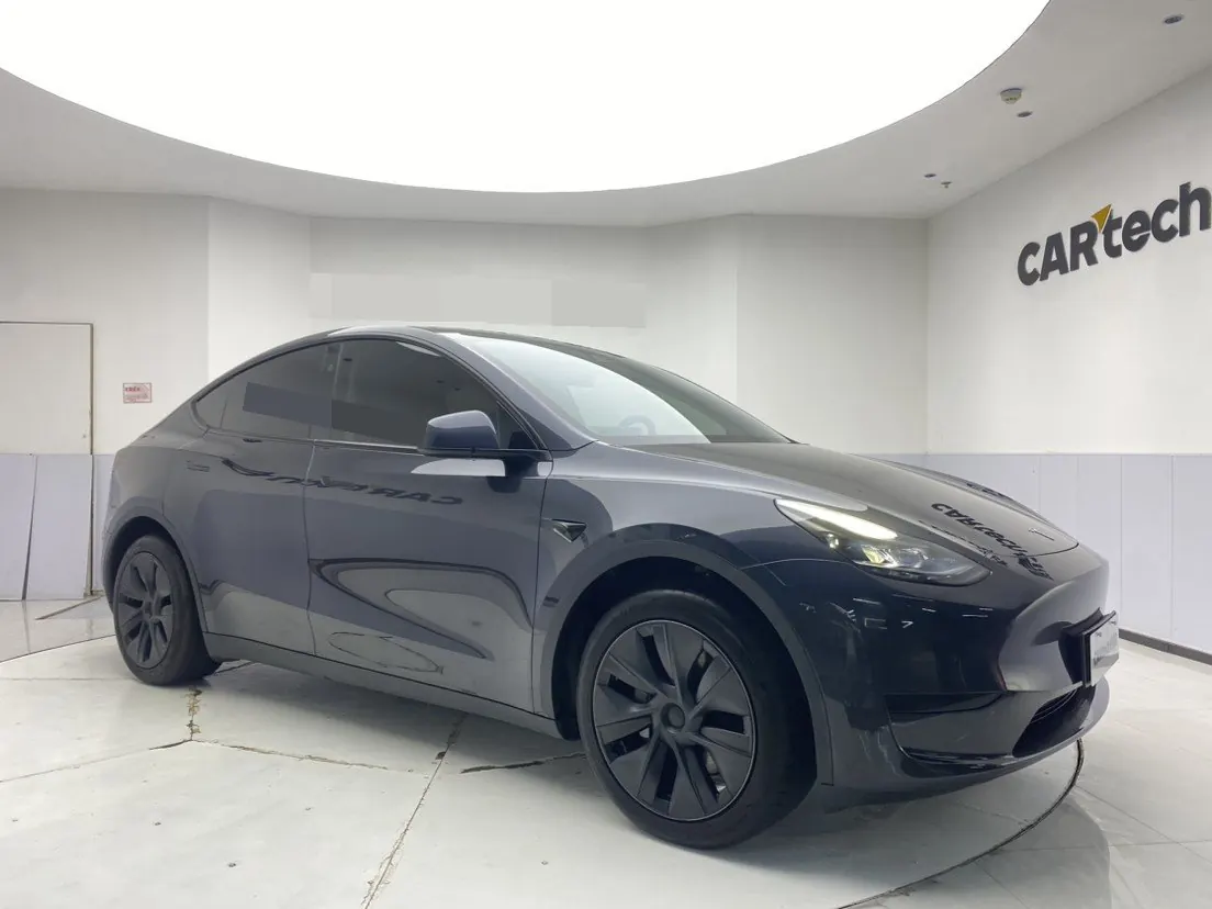 Tesla 2024 Model Y rear-wheel drive version automatic transmission 2