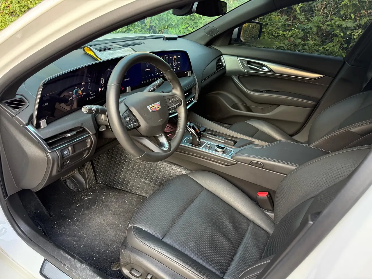Cadillac 2024 CT5 2.0T 28T Luxury Pro Auto 3