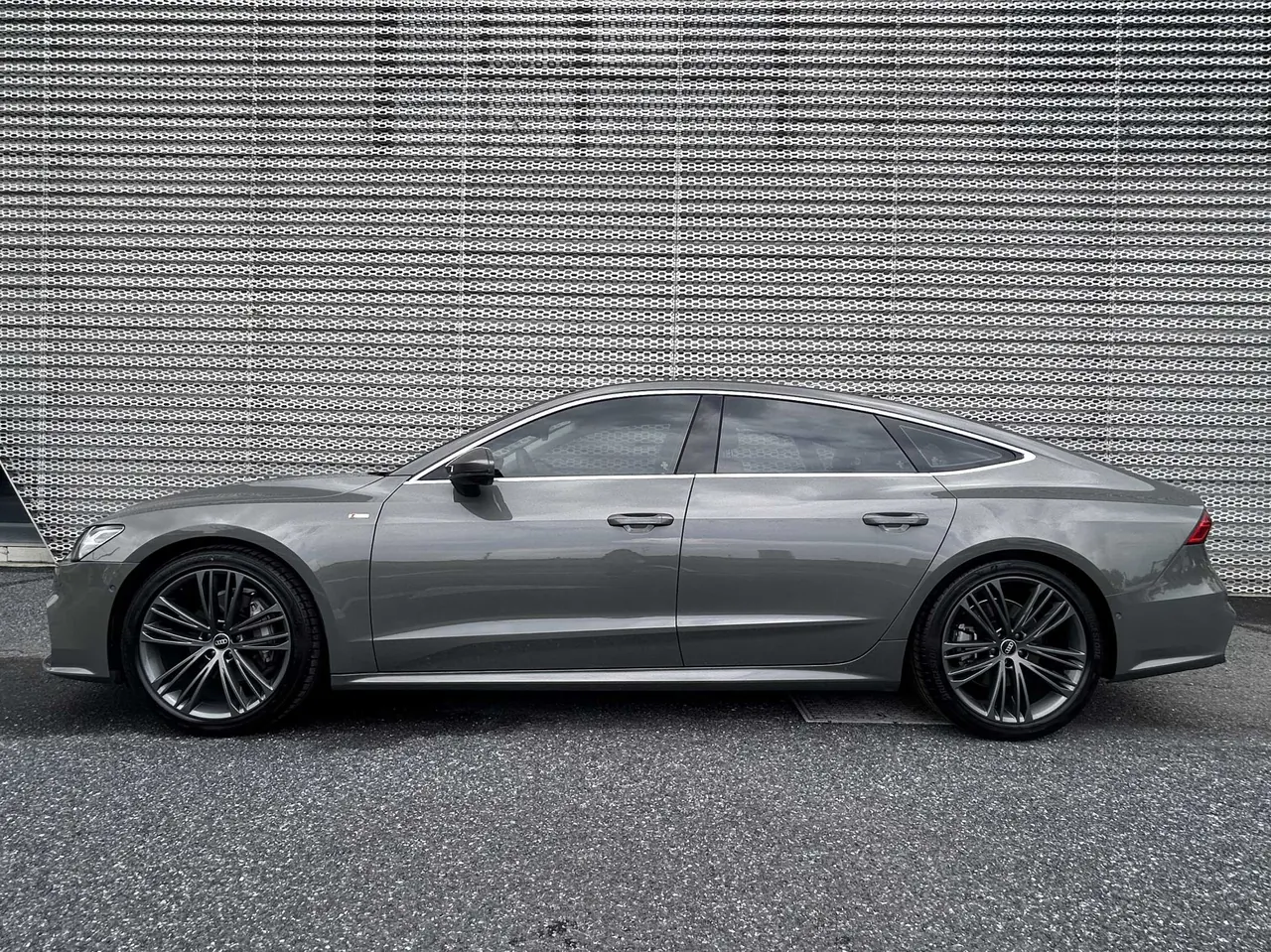 Audi A7 (Imported) 2023 A7 Sportback 2.0TFSI 45TFSI Automatic Gear Selection 2