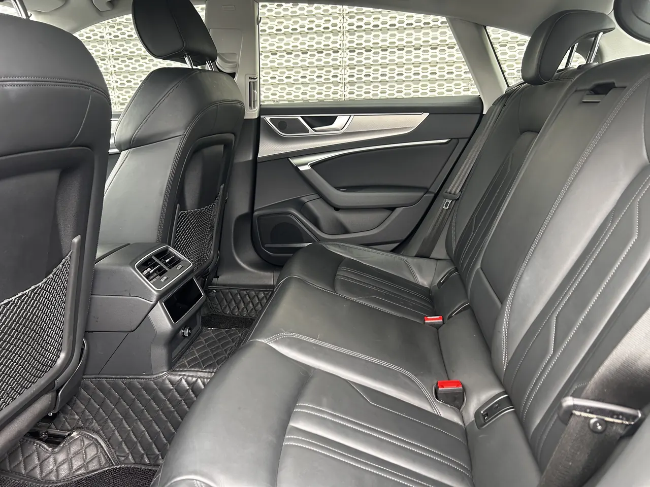 Audi A7 (Imported) 2023 A7 Sportback 2.0TFSI 45TFSI Automatic Gear Selection 7