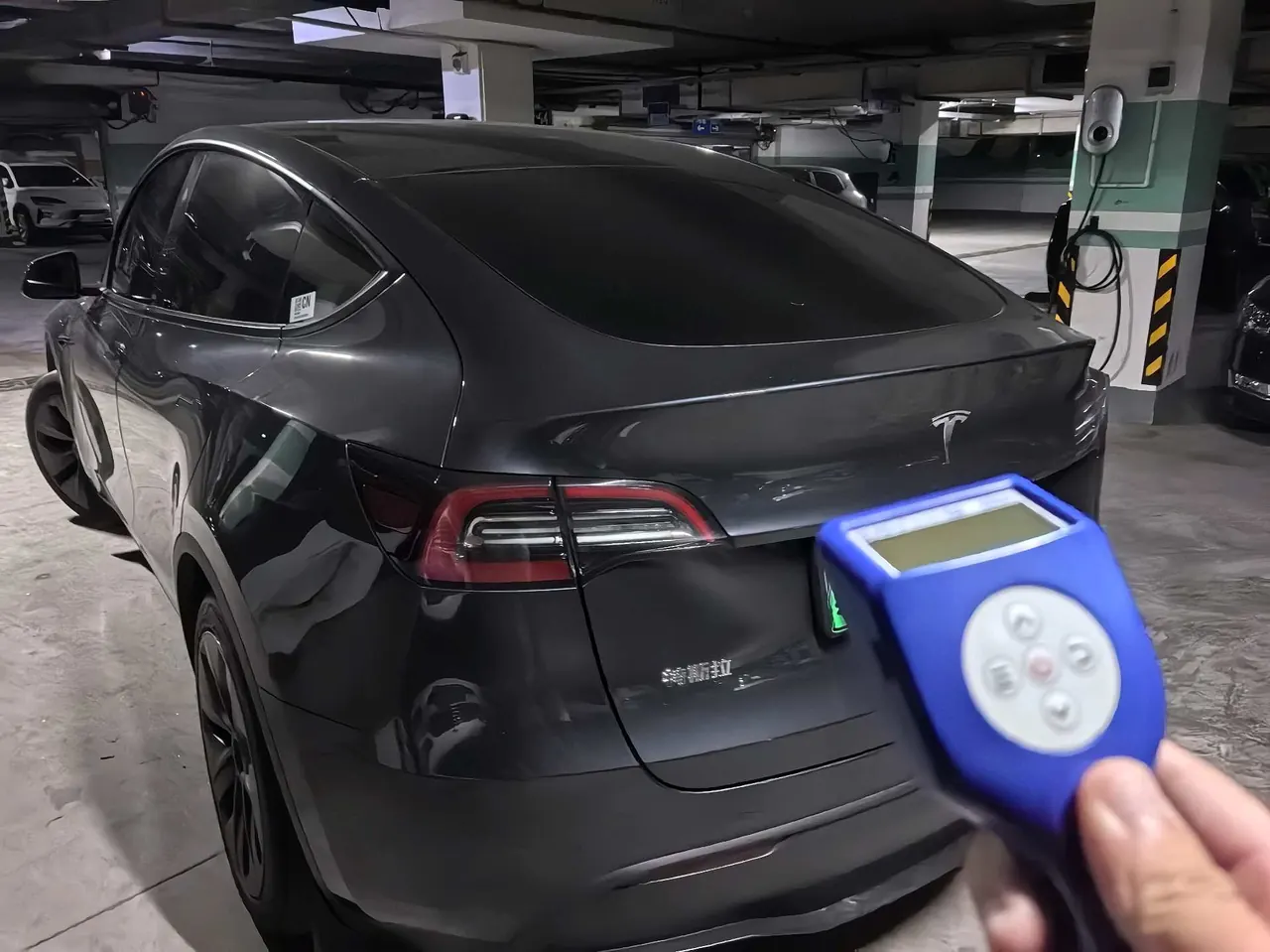 Tesla 2024 Model Y rear-wheel drive version automatic transmission 3