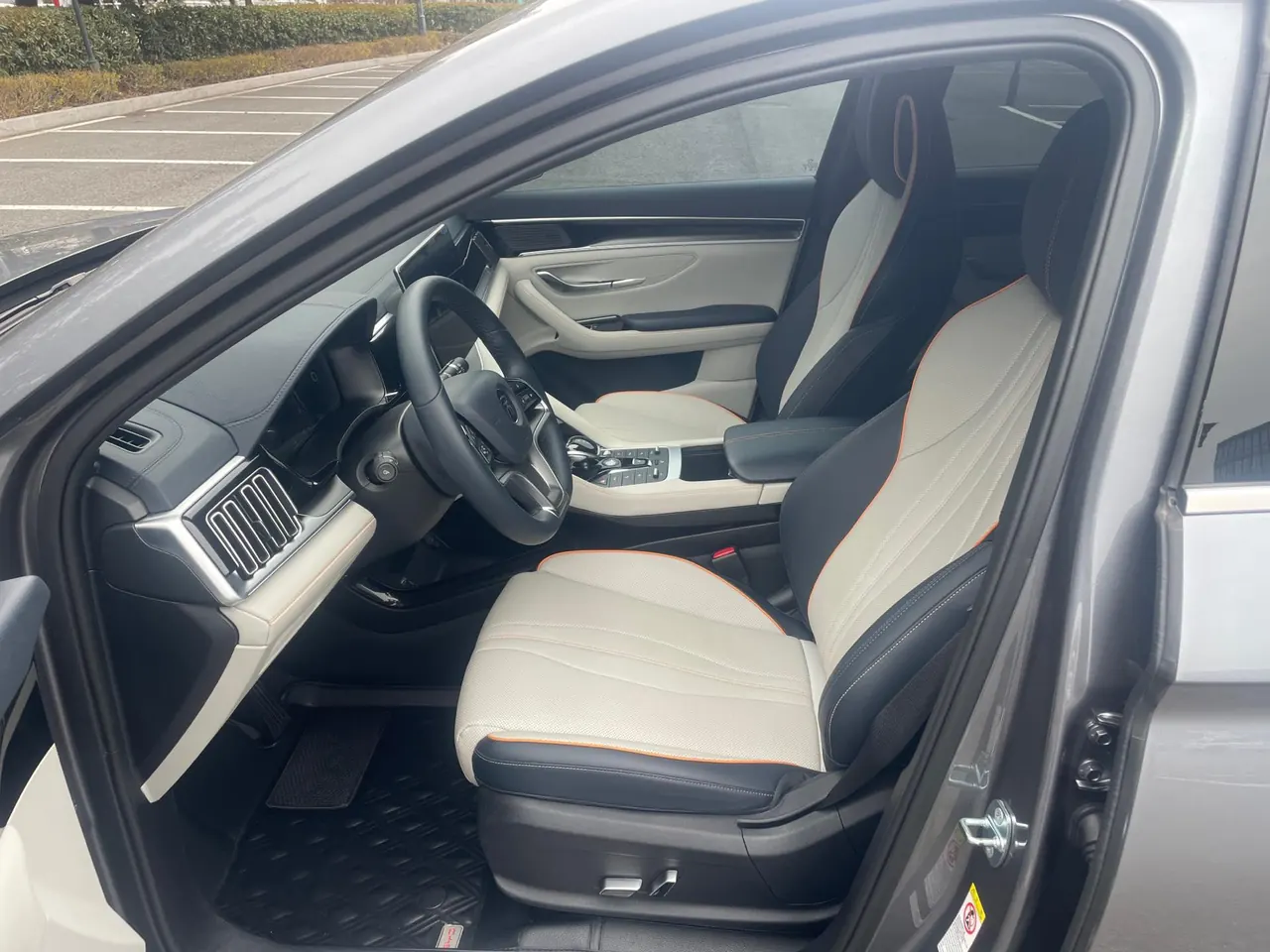 BYD 2023 Song PLUS DM-i 1.5 Stepless Champion Edition 110KM Flagship PLUS Automatic Gear 5