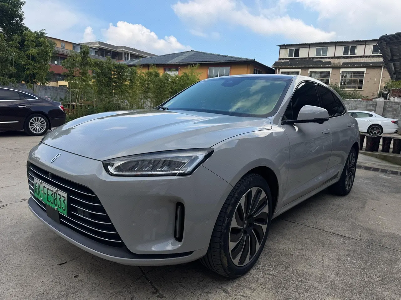 Open image lightbox: AITO 2022 AITO M5 1.5T 4-wheel drive flagship automatic gear