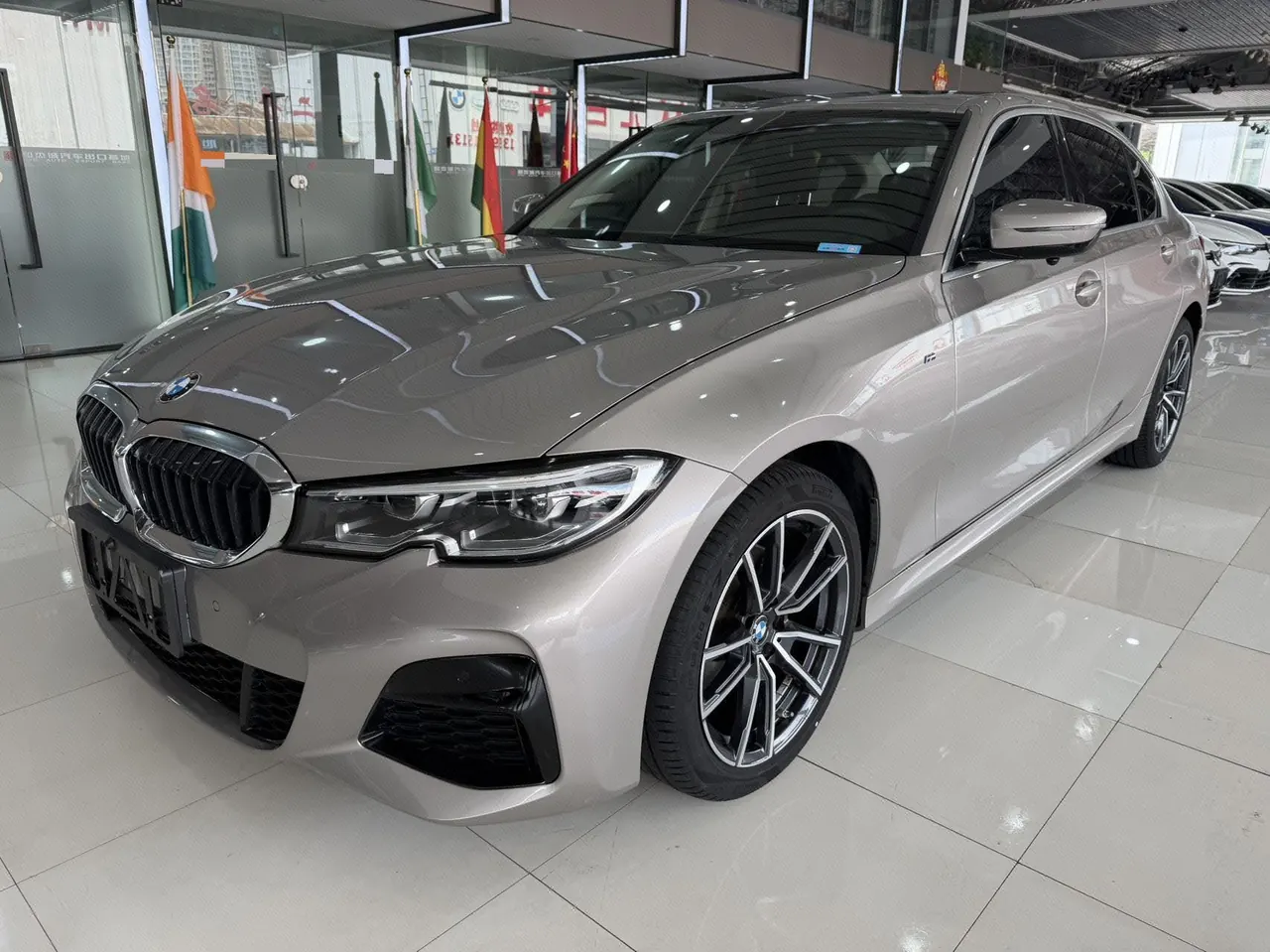 Open image lightbox: BMW 3 Series 2022 320Li 2.0T M Sports Suit (Modified) Automatic Gear