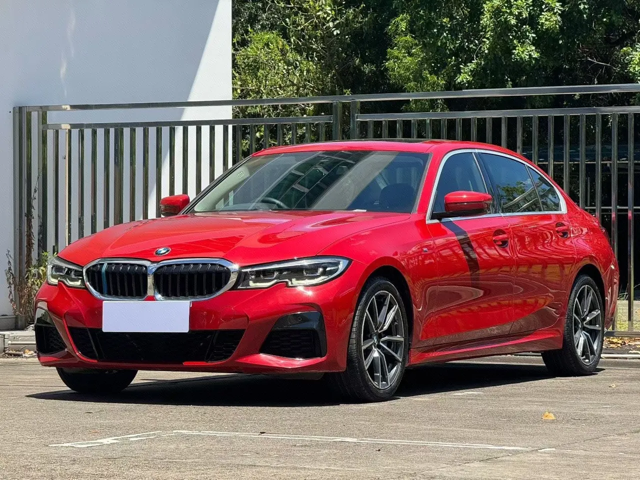 Open image lightbox: BMW 3 Series 2020 325Li 2.0T M Sports Suit Automatic Gear