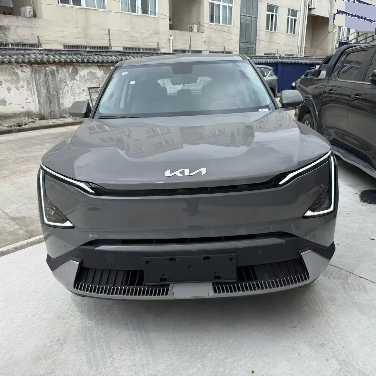 Kia 2025 EV 5 530 Land Automatic Gear 2
